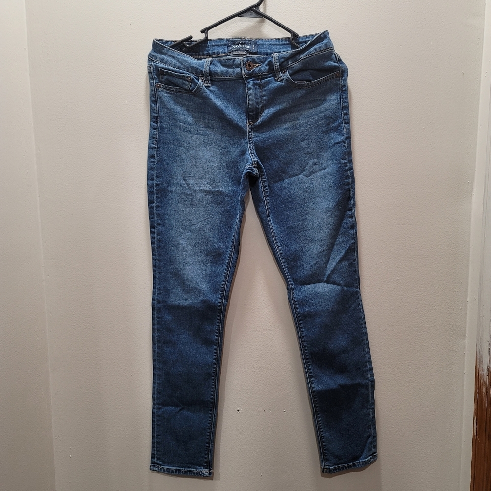 Lucky Brand- Lolita Skinny Jeans